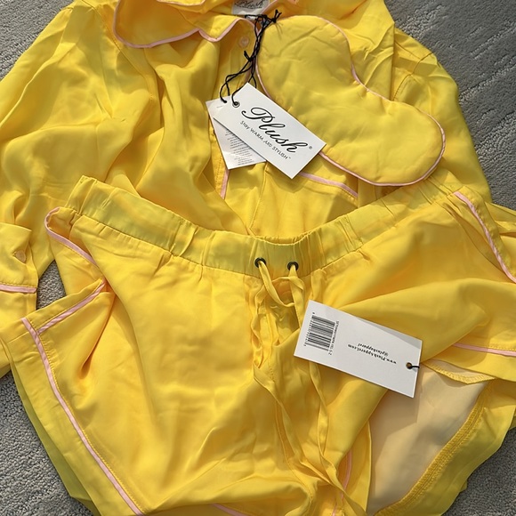 3 piece Sleepwear set from Revolve - Picture 7 of 8